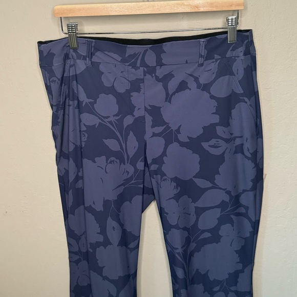 SPANX Kick Flare Sunshine Floret Navy Blue Pull-On Pant Stretch Size XL Petite - Picture 8 of 15